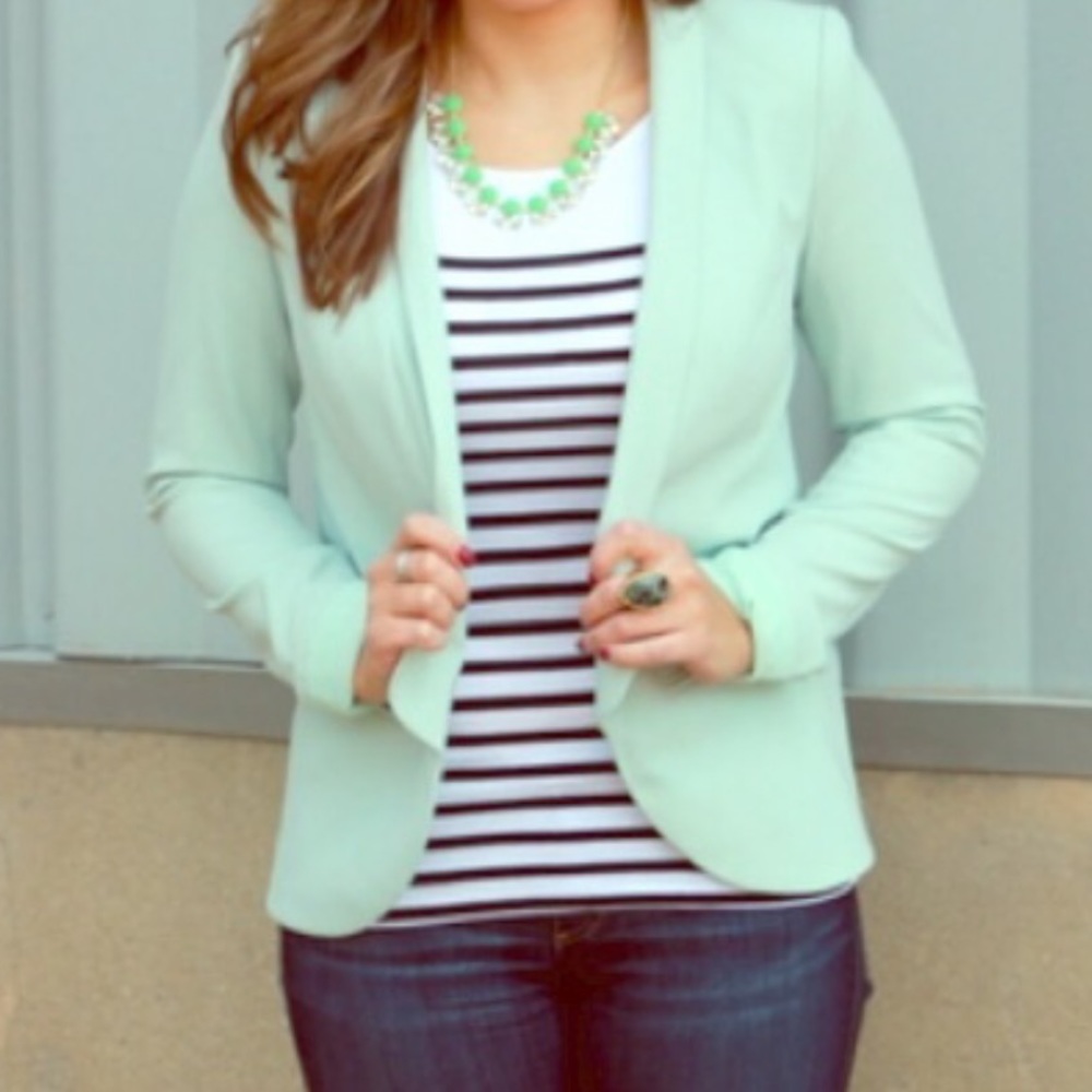 Hinge Seattle Pale Aqua Blazer Jacket Small